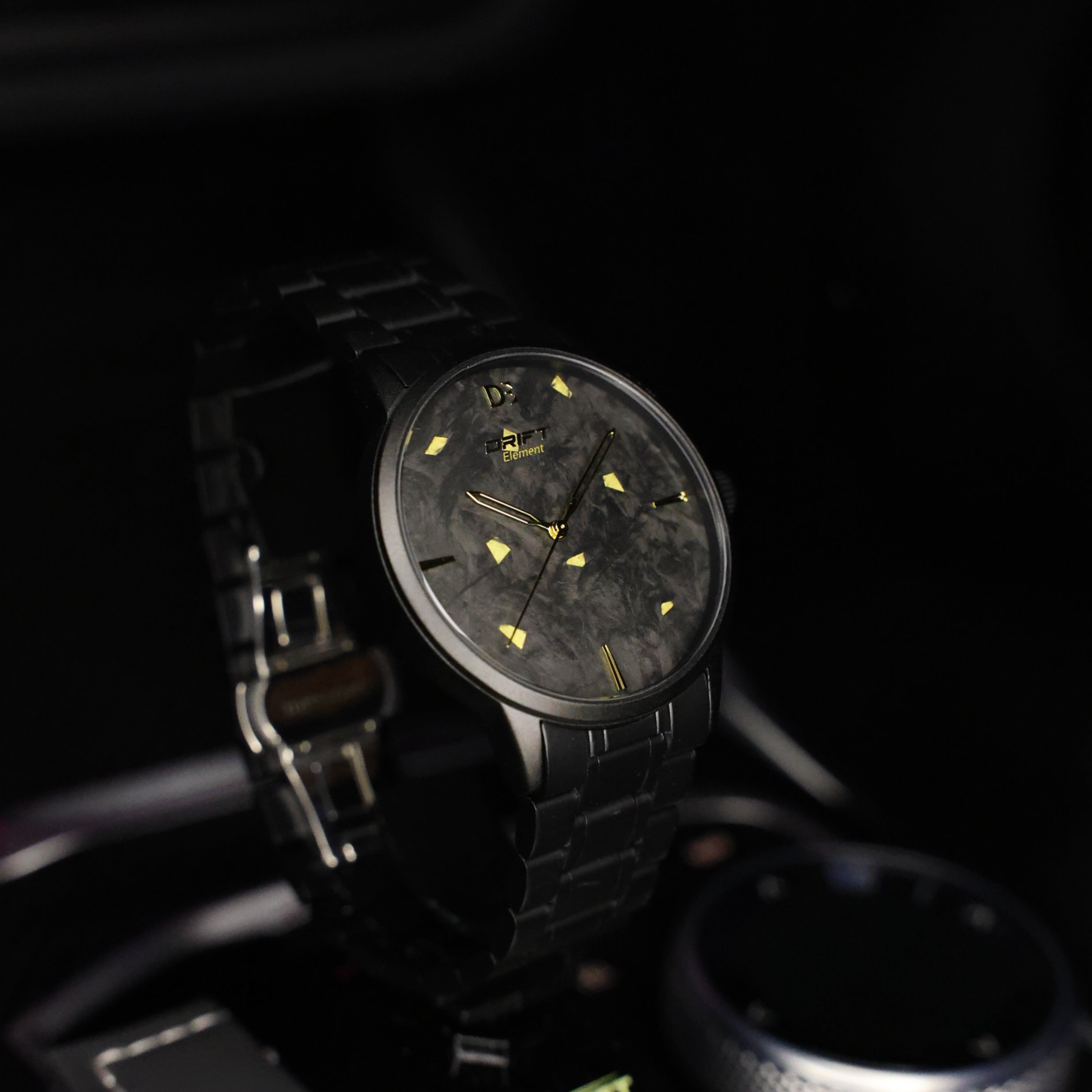 Aurum Carbon Edition