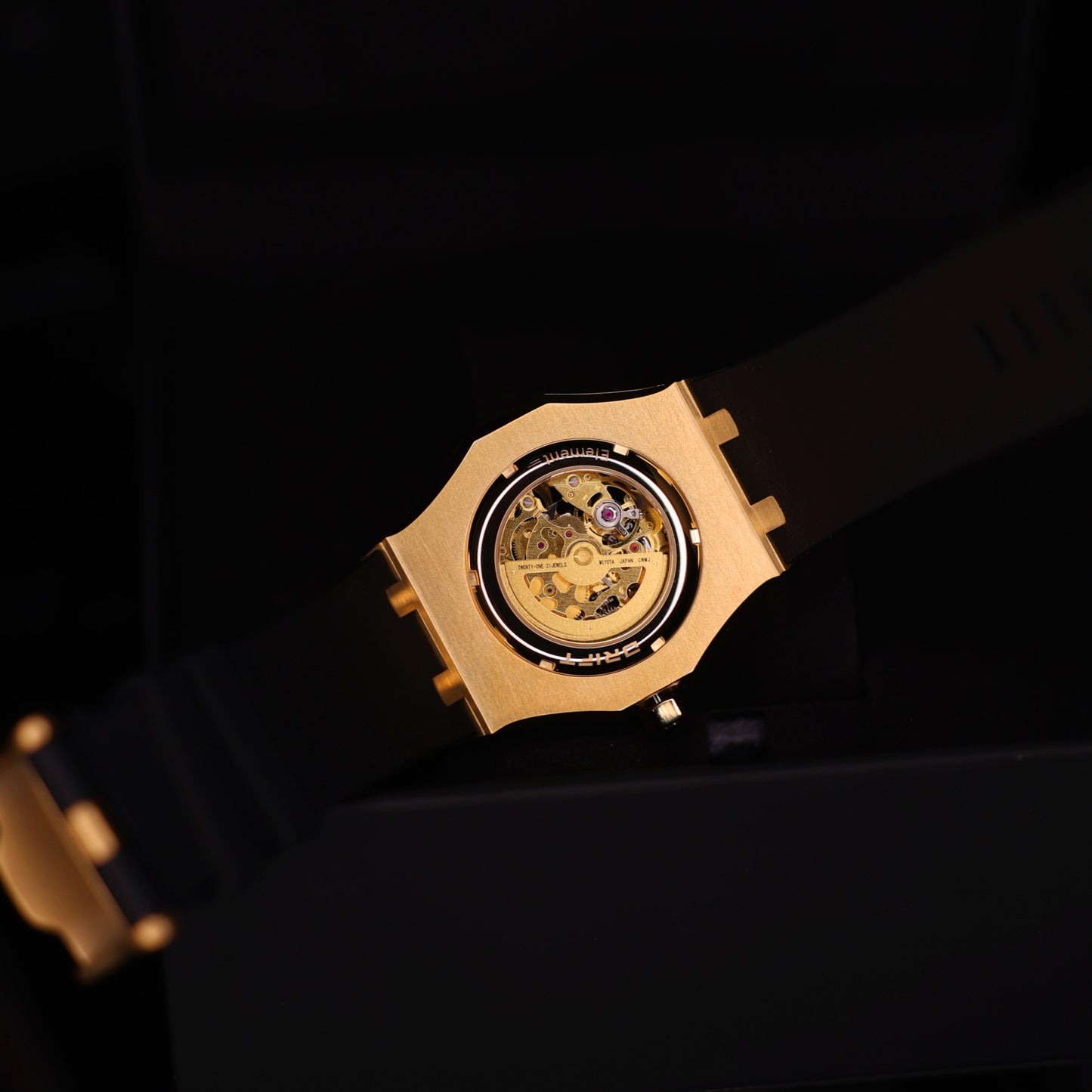 Dodecadon Motorsport Automatik Felgenuhr Gold