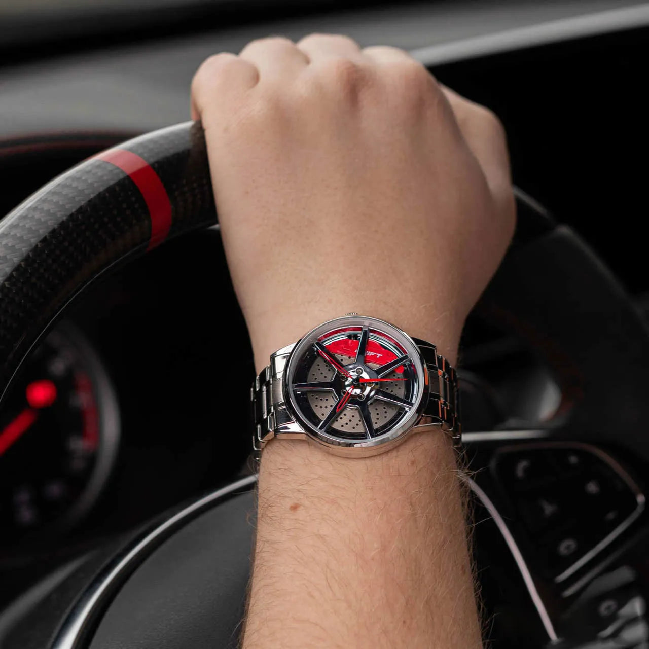 Discover the allure of the Silver-Black Drift Rim Watch – an emblem of innovative design, ideal for motorsport, tuning, and auto enthusiasts. Elevate your style with this creation from a dynamic German startup! #id_46779158004042