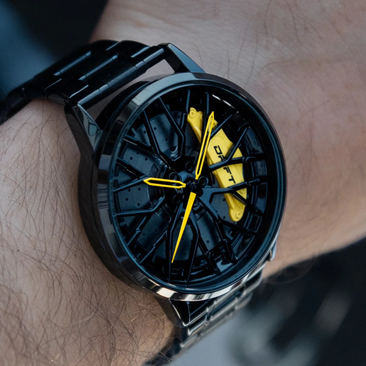Elevate your style with our innovative yellow Motorsport Rim Watch. Crafted by a young German startup, these precision timepieces are designed for motorsport and tuning enthusiasts, as well as auto aficionados. Ignite your passion now! #id_46744363073866