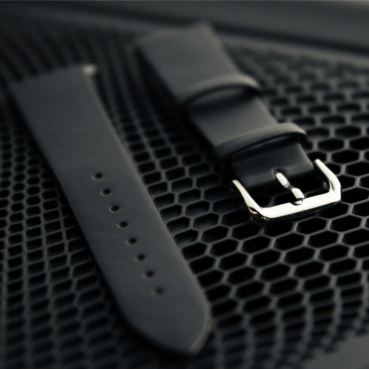 Leather Bracelet Black - Matt - DriftElement