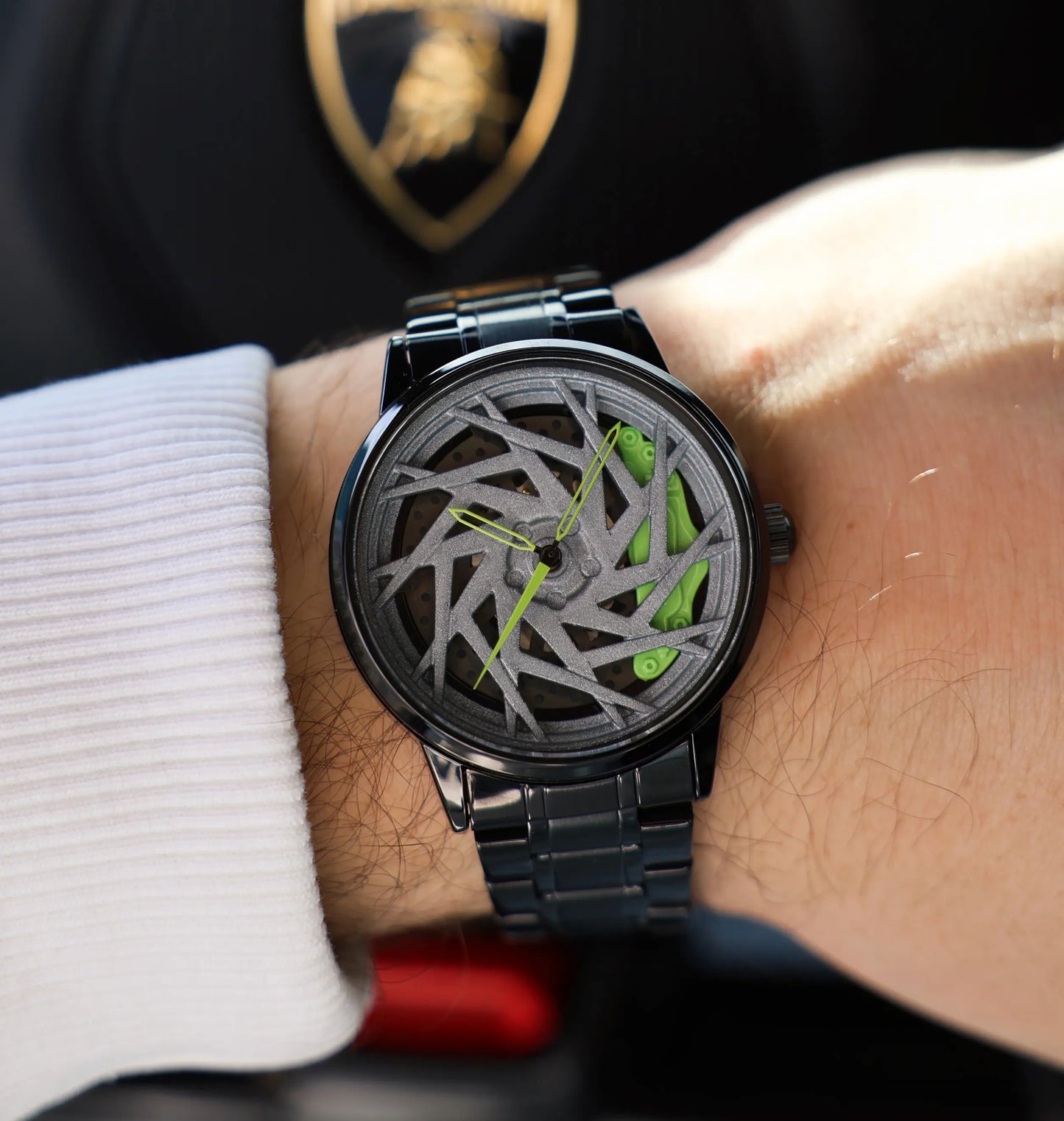 Elevate your style with the Rotor Edition, showcasing the revolutionary Driftelement Rimwatch." "Step into sophistication with the Rotor Edition watch, highlighted by the captivating Driftelement Rimwatch.